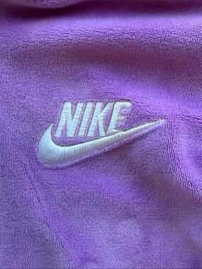 🔥 NIKE Lavender velour jacket and pants 🔥